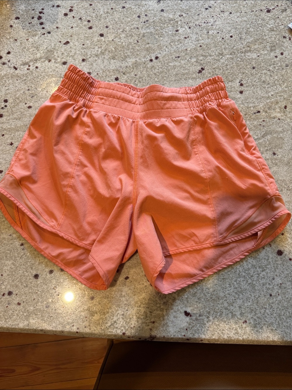 Lululemon Hotty Hot high rise - Coral Peach 4”